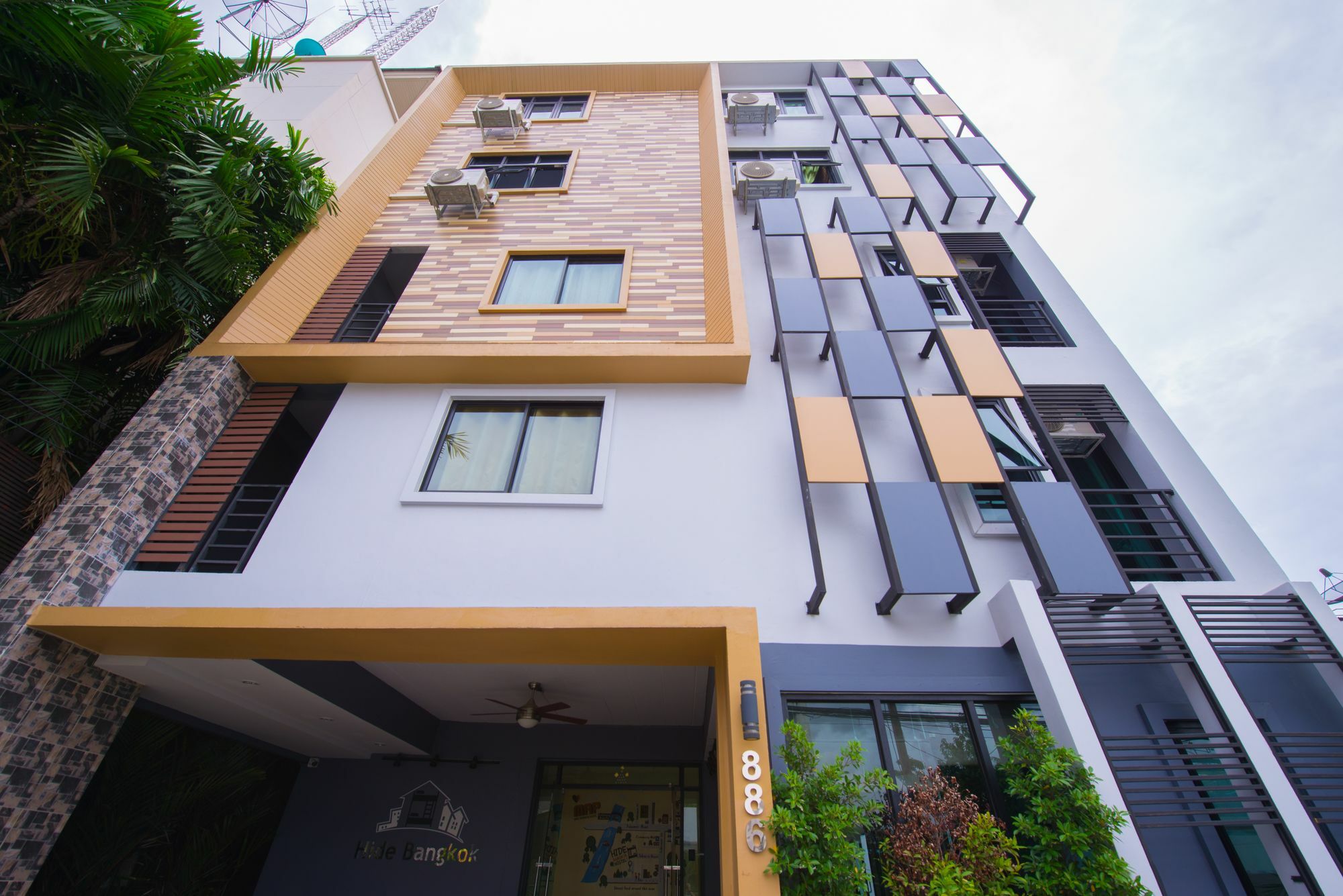 Hide Bangkok Hostel Exterior foto